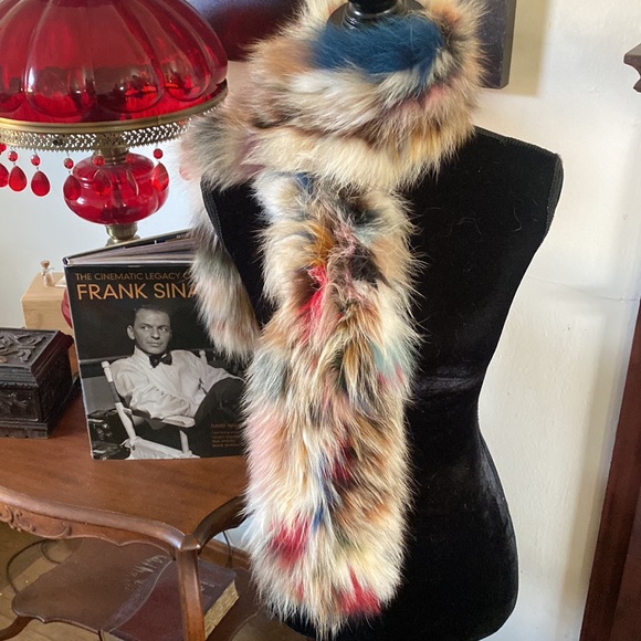🦊 Fun and flirty multi colored genuine furs craft. - Picture 3 of 4